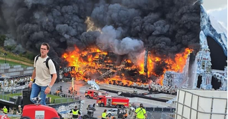 Palco principal do Tomorrowland, na Bélgica, pega fogo dois dias antes do início do festival