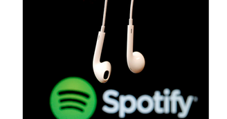 Spotify já pagou US$ 100 milhões para podcasters em 2025