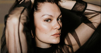 Jessie J atualiza fãs após nova internação no hospital
