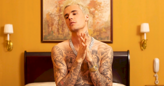 Justin Bieber debocha da própria mãe e fãs ficam em alerta com possível colapso emocional