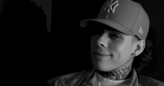 MC PH celebra o seu auge com 'Vivendo no Topo', produzido pelo trio Los Brasileros