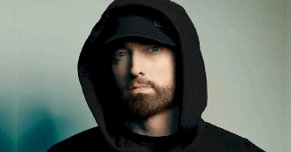 Eminem marca presença na estreia de 'Stans' em Nova York