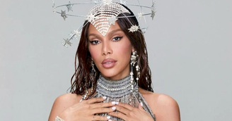 Anitta ameaça ladrões em ensaio no Rio 