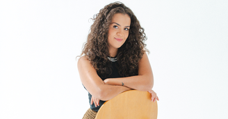 Ju Rosario: uma voz brasileira que vem conquistando os palcos internacionais