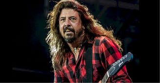 Dave Grohl descobre contrato da filha por acaso