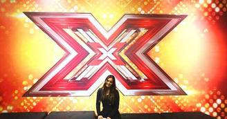 Júlia Rezende completa 27 anos, revisita início da carreira e anuncia single com vencedores do Grammy