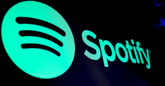 Spotify paga quantia bilionária a artistas do Reino Unido