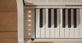 Casio lança no Brasil piano em cor 'Grey Beige' apostando no ritual de bem-estar