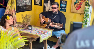 Compositor de sucessos do Maneva, DEKO lança releitura de 'Seja Para Mim'