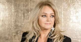 Bonnie Tyler enfrenta recuperação delicada e segue em hospital