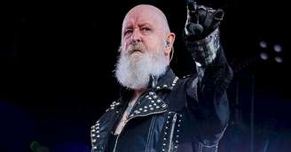 Rob Halford, do Judas Priest, diz ter chorado 'por horas' após morte de Ozzy Osbourne
