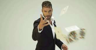 Ricky Martin enfrenta processo 'interminável' por música para Copa que é reiniciado nos EUA