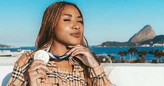 Ebony se torna a 1ª rapper a receber medalha especial do Rio