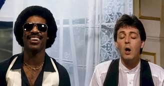 Paul McCartney deixou um 'enigma' para Stevie Wonder na capa de um álbum
