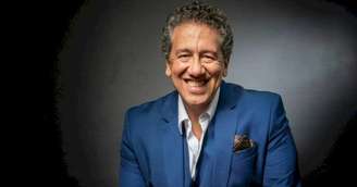 Altemar Dutra Jr. homenageia Frank Sinatra em concerto com a SP Pop's Big Band