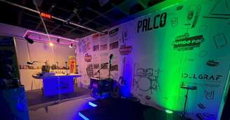 Rádio Mundo Pop inaugura o “Palco Mundo Pop” e transforma estúdio em espaço para shows com transmissão ao vivo
