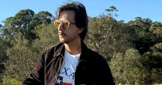 Entre o sertanejo de raiz e o country, Max Oliver encontra a própria voz em “Quando Eu Cantar”