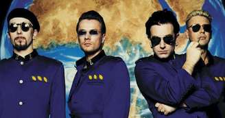 O “pior” álbum de 1997 que Bono considerou que o U2 nunca conseguiu terminar: “Uma coisa realmente ruim”