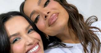 Anitta e Juliette surgem juntas em jatinho e deixam fãs curiosos