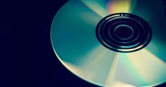 O CD está de volta: vendas disparam e superam crescimento do vinil em 2026