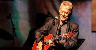 Chico Buarque aciona polícia após ameaça de morte em comentário online