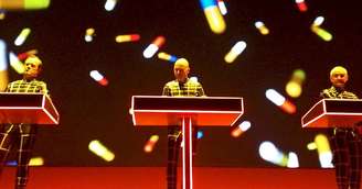 Kraftwerk anuncia shows ao ar livre no Reino Unido antes do Glastonbury
