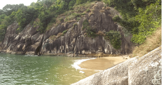 Morro dos limões, na Baía de Santos.