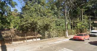 Mulher teve o carro roubado com seu filho ainda bebê dentro na Rua Antonio Cardoso Nogueira