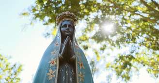 Nossa Senhora Aparecida é o nome dado a uma imagem de Nossa Senhora da Conceição encontrada no século 18 no Rio Paraíba do Sul, em São Paulo