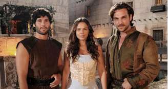 Asher (Dudu Azevedo), Joana (Milena Toscano) e Zac (Igor Rickli) de ‘O Rico e o Lázaro’: mesma audiência de ‘Carinha de Anjo’.