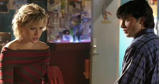 Allison Mack e Tom Welling em cena de 'Smallville'