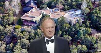 Gene Hackman e, ao fundo, a casa principal no terreno em Santa Fe, Novo Mexico, onde vivia isolado