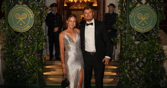 Veronika Kudermetova ao lado do marido e técnico, Sergei Demekhine