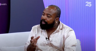 O diretor e ator Rodrigo França relembra como desenvolveu a comédia “Barba, Cabelo & Bigode”, lançada em 2022 pela Netflix.