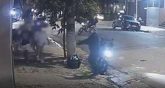 Dupla é suspeita de cometer segundo crime na mesma noite, em Pinheiros, na zona oeste de São Paulo.