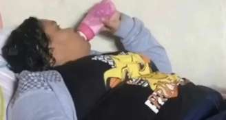  Amanda Maria Souza de Oliveira, de 37 anos, usava até mamadeira para idade
