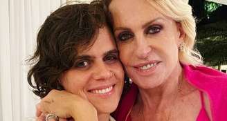 Mariana Maffeis com a mãe, Ana Maria Braga: uma opção de vida que desagrada a muita gente por ser incompreendida