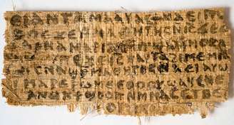 <p>Fragmento de papiro, conhecido como "Evangelho da Esposa de Jesus", foi analisado por professores das universidades de Columbia, Harvard e do Massachusetts Institute of Technology (MIT)</p>