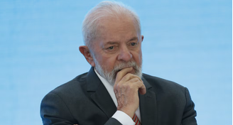 O presidente da República Luiz Inácio Lula da Silva durante reunião com reitores de Universidades e Institutos Federais no Palácio do Planalto em Brasília.