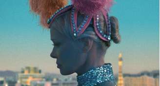 Pamela Anderson na pele de Shelley, a dançarina de 50 anos que terá de começar nova vida