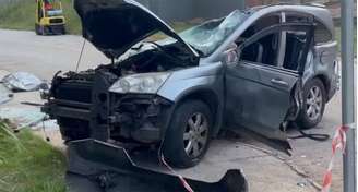 Carro despencou de cerca de 10 metros de altura e causou morte do motorista em supermercado
