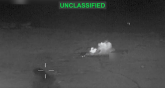 Estados Unidos divulgaram imagens de ataques de retaliação ao Irã realizados na terça-feira, 7
