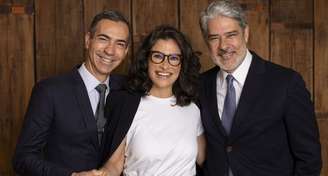 César Tralli com a colega de bancada Renata Vasconcellos e o antecessor no 'JN', William Bonner