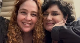 Atrizes Inez Viana e Debora Lamm reatam casamento