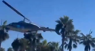 Helicóptero cai em praia da Califórnia, nos Estados Unidos