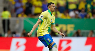 Vanderson, do Monaco, é convocado para a Seleção Brasileira após corte de Wesley, da Roma