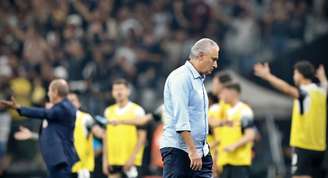 Corinthians derrota o Flamengo em reencontro com Tite, na Neo Química Arena