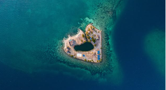 Jogador da NBA monta o próprio resort de luxo após comprar ilha no Caribe por R$ 55 milhões 