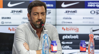 O presidente do Corinthians, Duílio Monteiro Alves, foi denunciado pelo MP no caso dos cartões corporativos