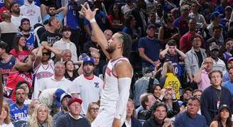 Jalen Brunson faz 41 pontos na casa dos Sixers 